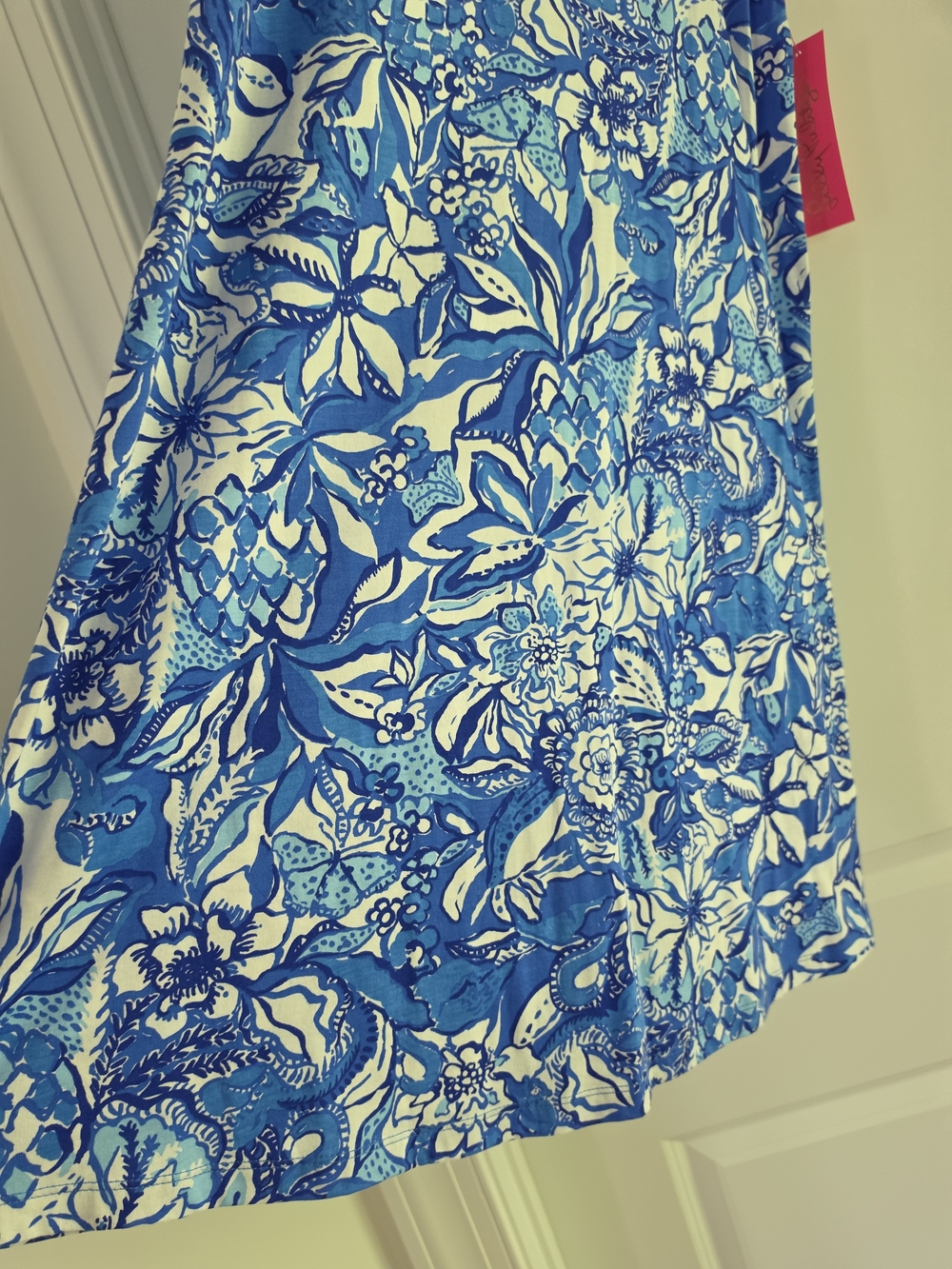 NWT Lilly Pulitzer Blue and White Floral Sleeveless Dress - Picture 3 of 9